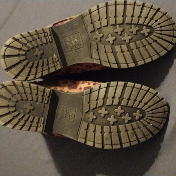 Billabong willow way leopard print size 8 US - Picture 2 of 4